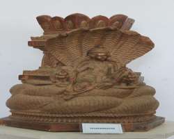 The museum has a list of eye-catching artifacts and also the objects which are being abstracted from the other galleries and Kala Academy. It displays